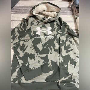 BNWT Boys Under Armour Fleece Hoodie